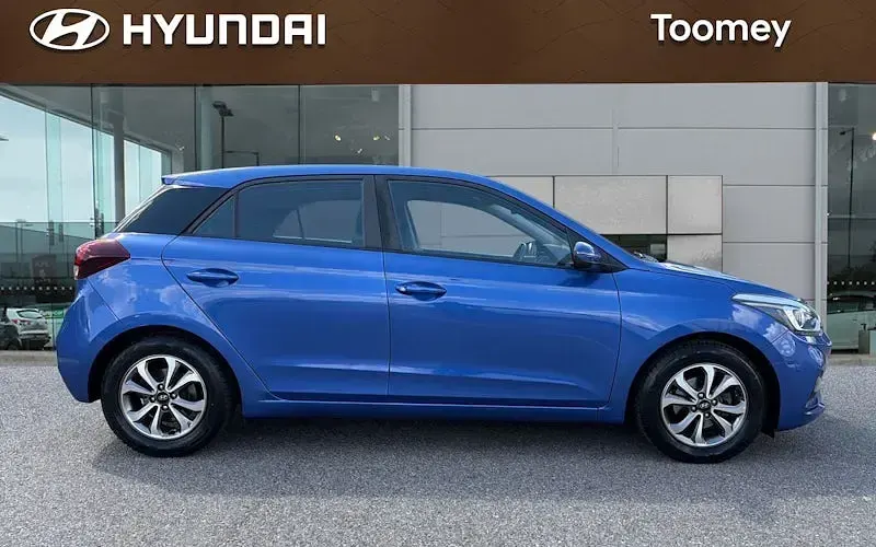 Used Hyundai i20 SE 84 HP (61 kW) 2019 Blue Hatchback