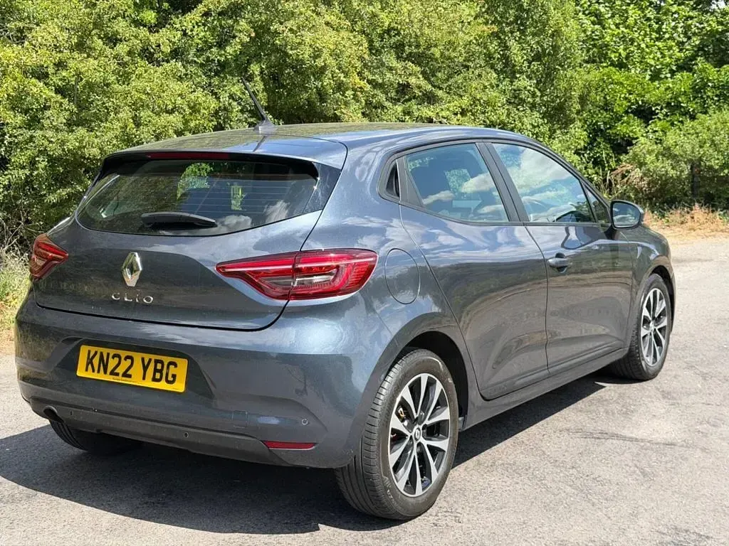 Used Renault Clio Iconic 2022 Grey Hatchback