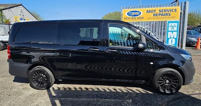 Begagnad Mercedes Vito 2019 Vit Van