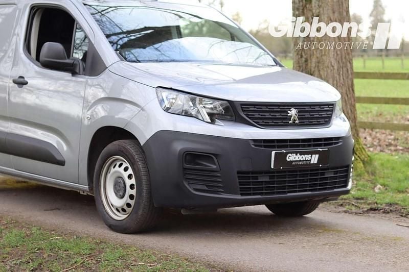 Used Peugeot Partner Premium 2023 Grey MPV