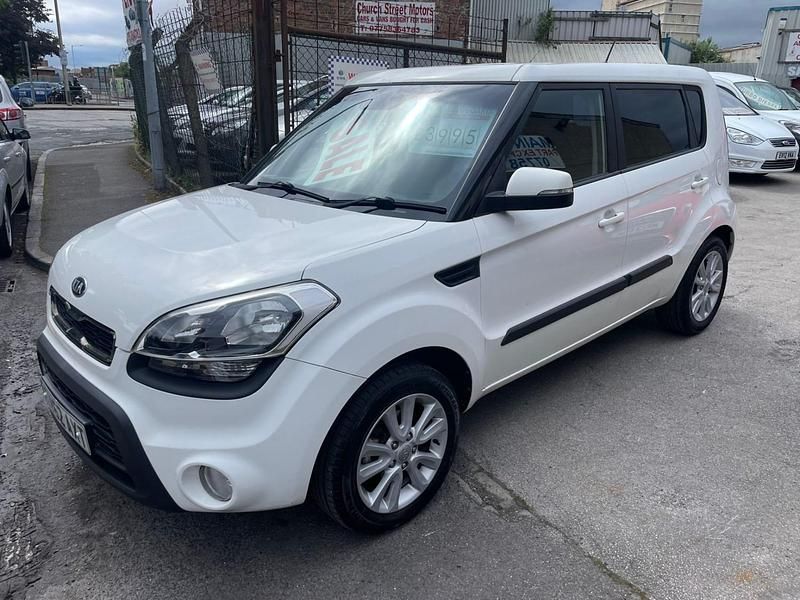 White Used 2012 Kia Soul 2 SUV | £2,995 (Fair price) - Image 1/4