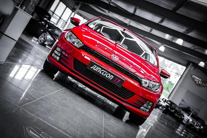 Used VW Scirocco 125 HP (91 kW) 2015 Red Coupe