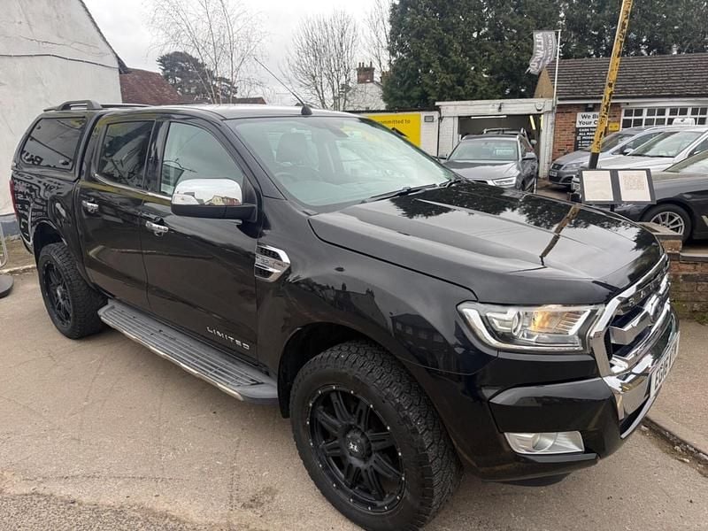 Used Ford Ranger Limited 200 HP (147 kW) 2016 Black Pickup