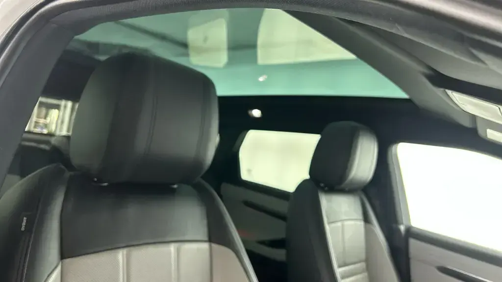 Used Land Rover Range Rover evoque First Edition 160 HP (117 kW) 2019 White SUV