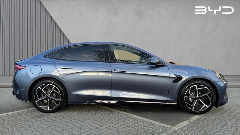 Used BYD Seal 389 kW (530 HP) 2025 Metallic  atlantis grey