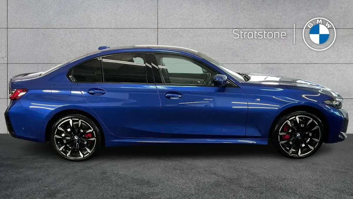 New BMW 330 M Sport 288 HP (211 kW) 2026 Blue