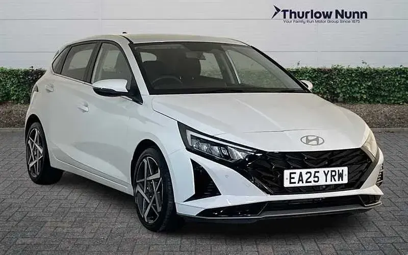 Used Hyundai i20 Premium 101 HP (74 kW) 2025 Hatchback