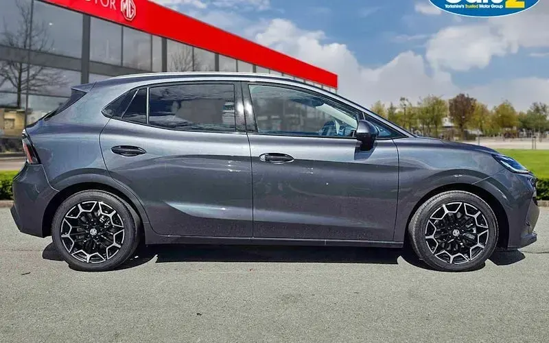 New MG MG4 EV 117 kW (160 HP) 2026 Hatchback