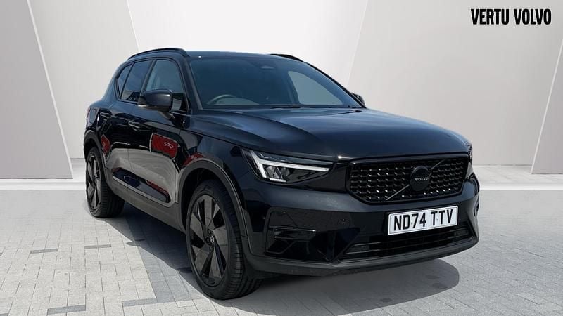 Used 2024 Volvo XC40 Plus SUV | £34,636 (A bit pricey) - Image 1/4