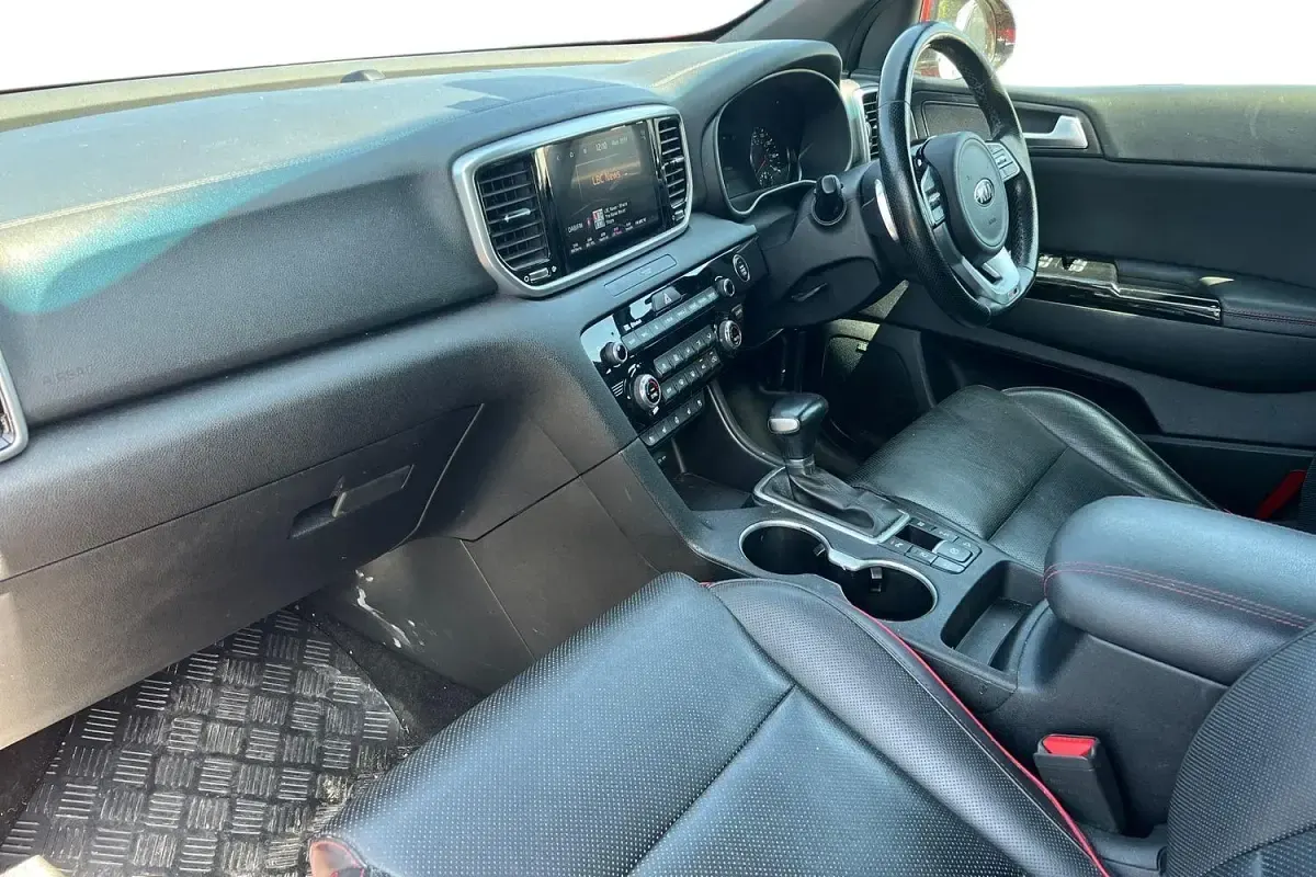 Used Kia Sportage GT-Line S 134 HP (98 kW) 2021 Red SUV