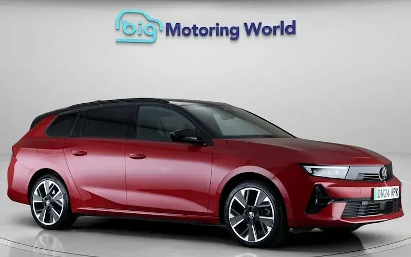 Used Vauxhall Astra Ultimate 114 kW (156 HP) 2026 Estate
