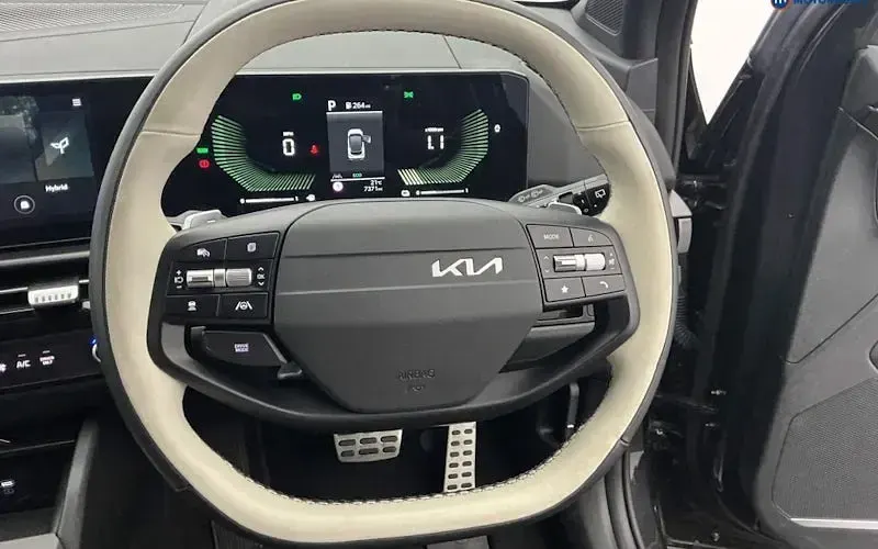 Used Kia Sportage GT-Line 238 HP (175 kW) 2025 Black SUV