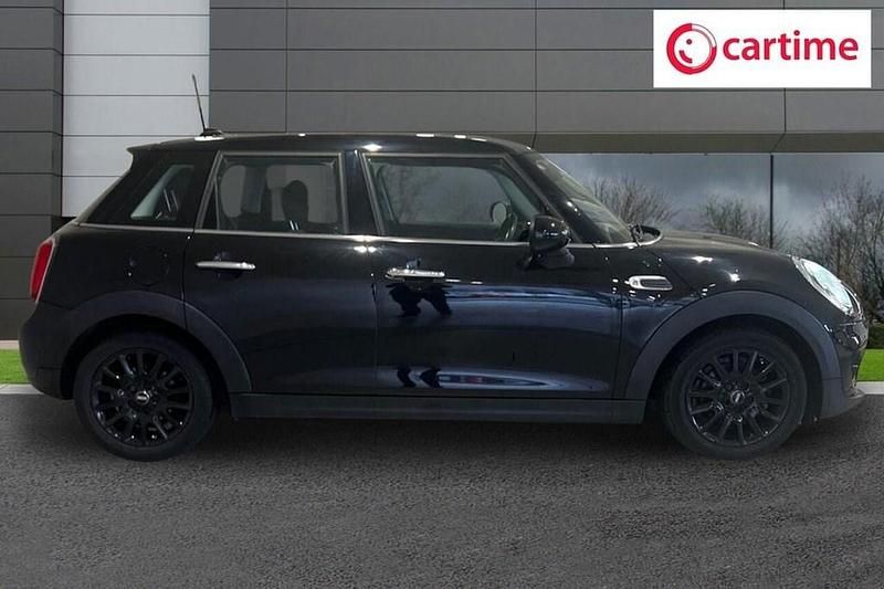 Used Mini Cooper Hatch 136 HP (100 kW) 2018 Black Hatchback