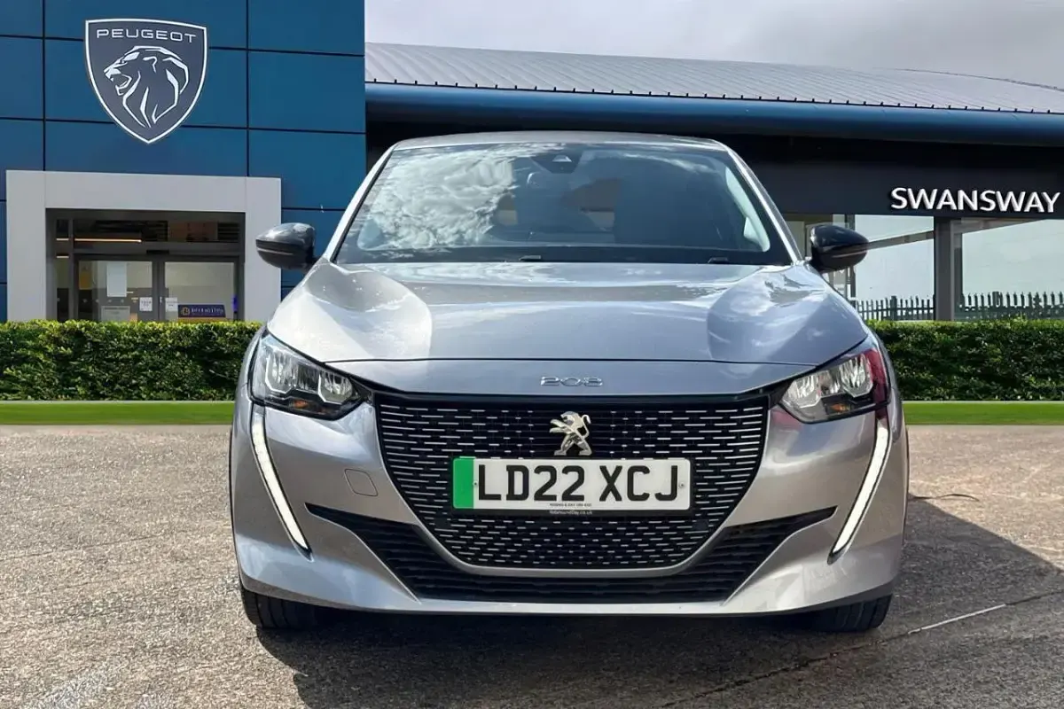 Used Peugeot e-208 Allure Premium 100 kW (136 HP) 2022 Grey Hatchback