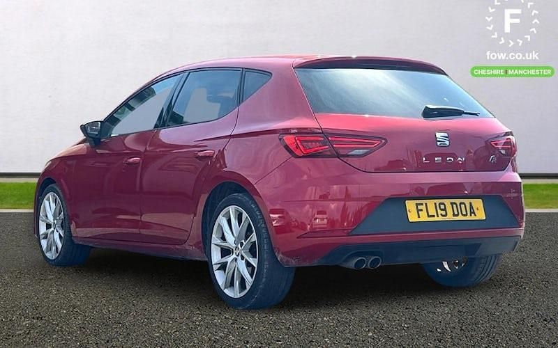 Used Seat Leon FR 131 HP (96 kW) 2019 Red Hatchback