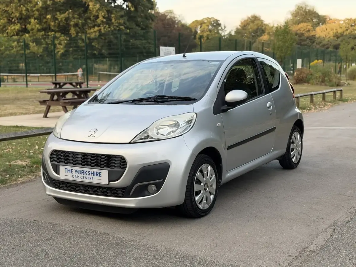 Used Peugeot 107 Active 2013 Silver Hatchback