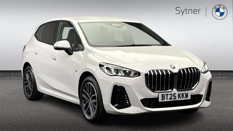 White Used 2025 BMW 225 Active Tourer M Sport MPV | £32,000 (Expensive) - Image 1/4