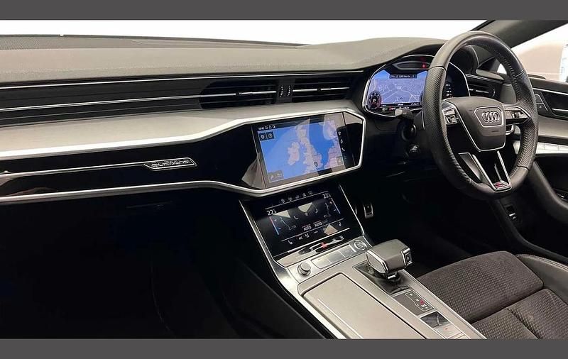 Used Audi A7 S-Line 228 HP (167 kW) 2019 White Sedan