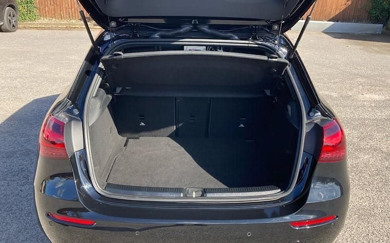 Used Mercedes A180 Executive 136 HP (100 kW) 2026 Hatchback