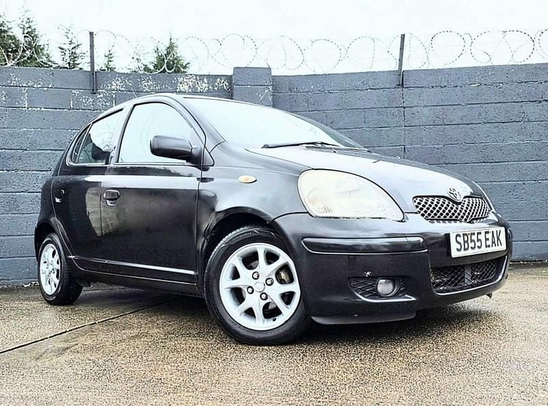 Used Toyota Yaris 2005 Black Hatchback