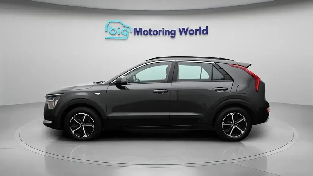 Second-hand Kia Niro 139 CP (102 kW) 2023 Gri SUV