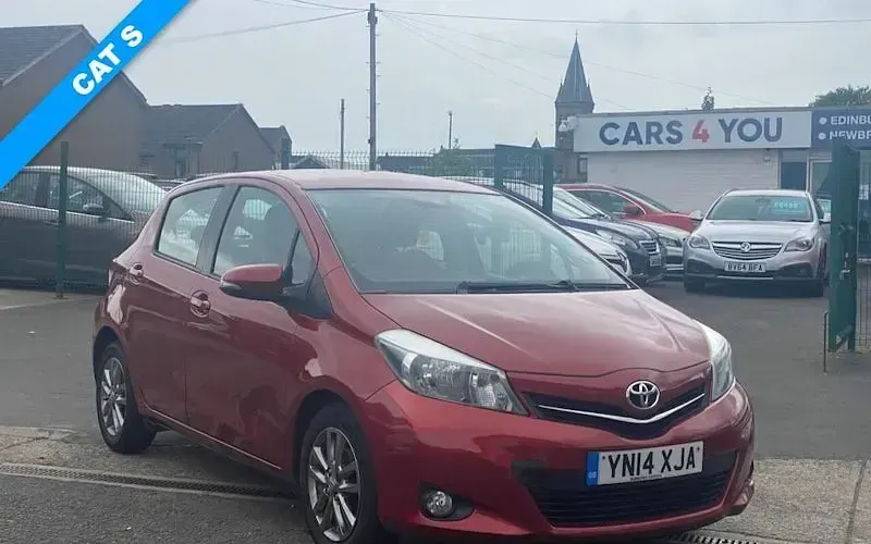 Used Toyota Yaris Plus 101 HP (74 kW) 2014 Hatchback