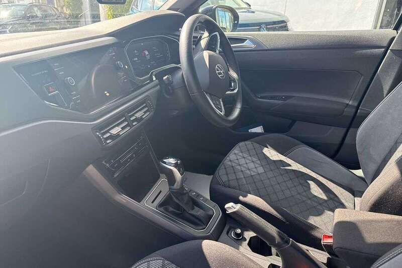 Image 2/4
