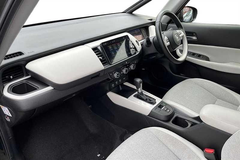 Used Honda Jazz Hybrid 109 HP (80 kW) 2023 Blue Hatchback