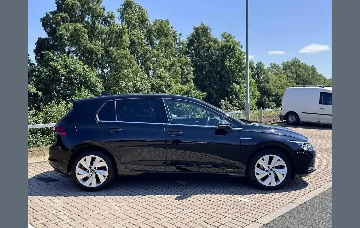 Used VW Golf VIII Style 128 HP (94 kW) 2024 Black Hatchback