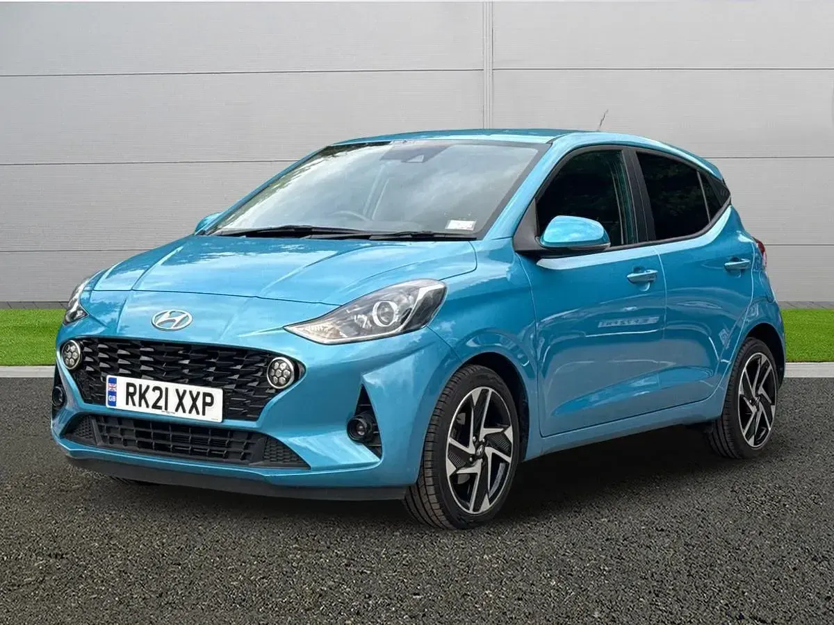 Used Hyundai i10 Premium 84 HP (61 kW) 2021 Turquoise Hatchback