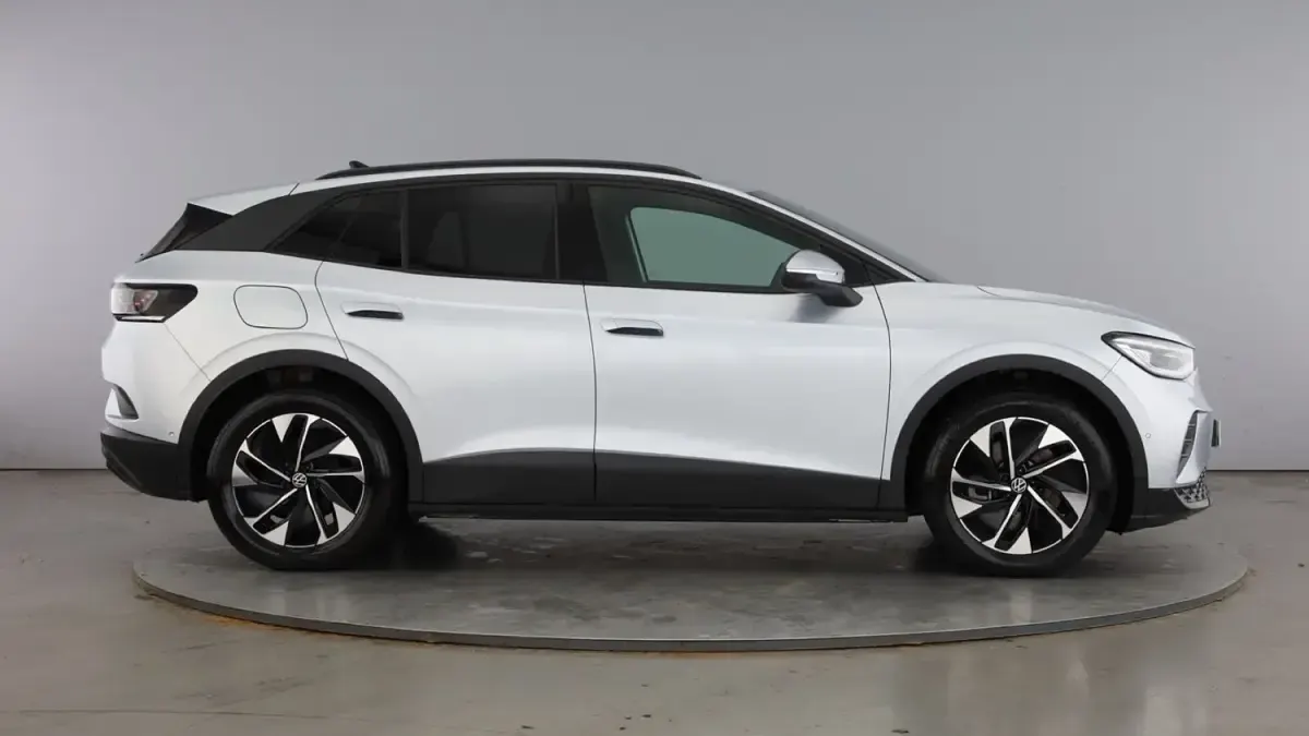 Usado VW ID.4 Pro 210 kW (286 HP) 2025 Prateado SUV