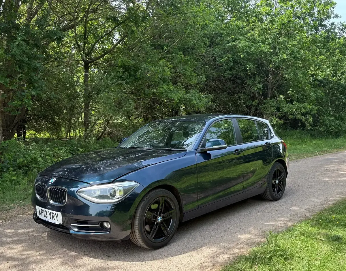 Used BMW 120 Sport Line 2013 Blue Hatchback