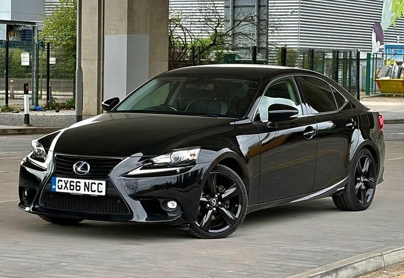 Used Lexus IS300h Sport Line 223 HP (164 kW) 2016 Black Sedan