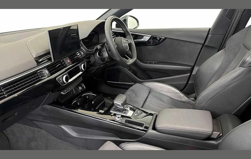 Used Audi A5 Sportback Black Edition 200 HP (147 kW) 2023 Blue Hatchback