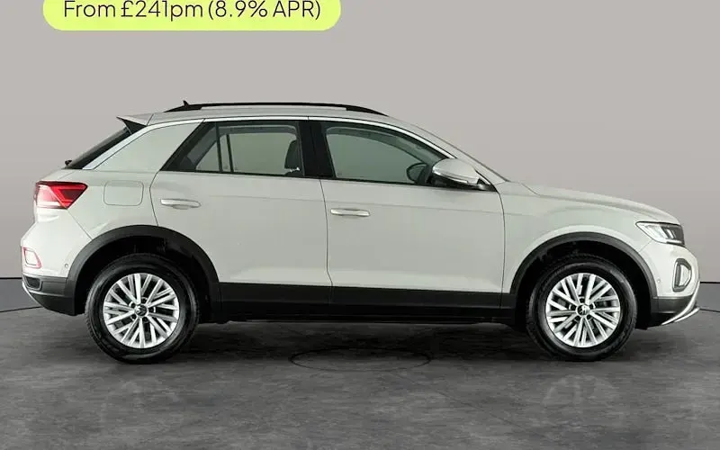 Used VW T-Roc Life 110 HP (80 kW) 2023 SUV
