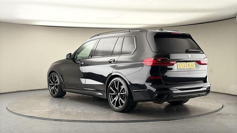 Used BMW X7 M Sport 340 HP (250 kW) 2022 Black sapphire SUV