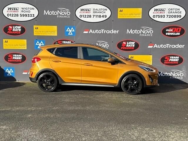 Used Ford Fiesta Active X 100 HP (73 kW) 2018 Yellow Hatchback