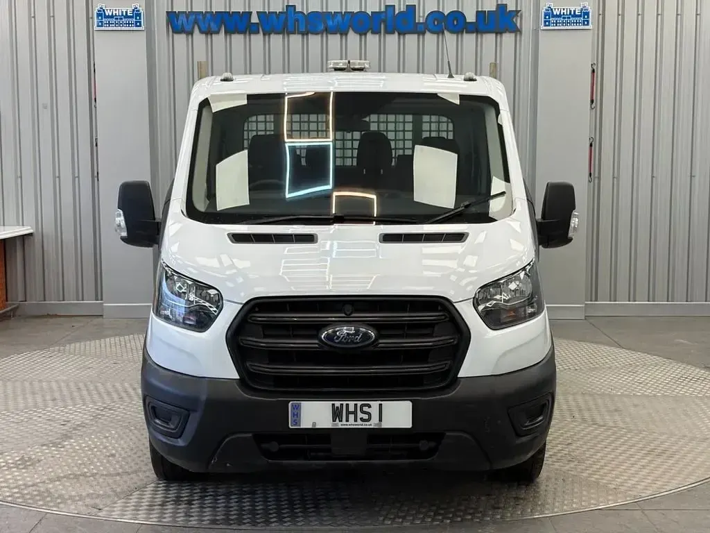Begagnad Ford Transit 130 HK (95 kW) 2022 Vit Cab
