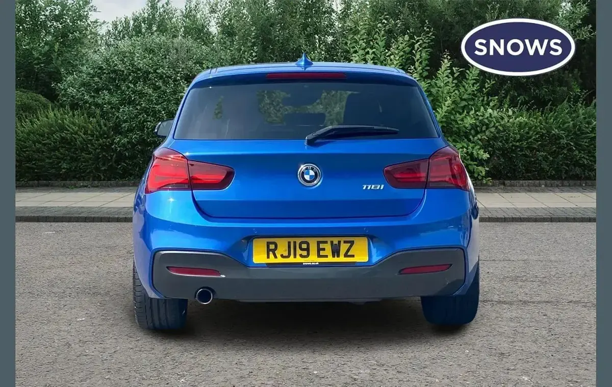 Used BMW 118 Efficient Dynamics 136 HP (100 kW) 2019 Blue Hatchback