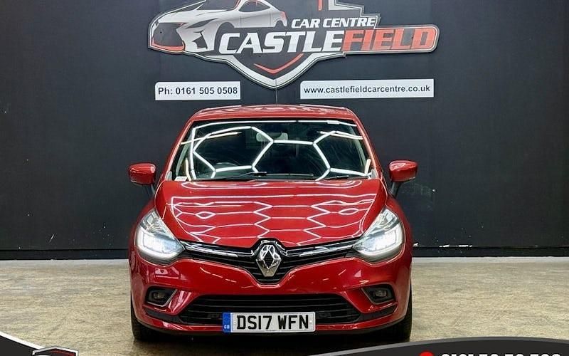 Used Renault Clio IV Signature 90 HP (66 kW) 2018 Hatchback