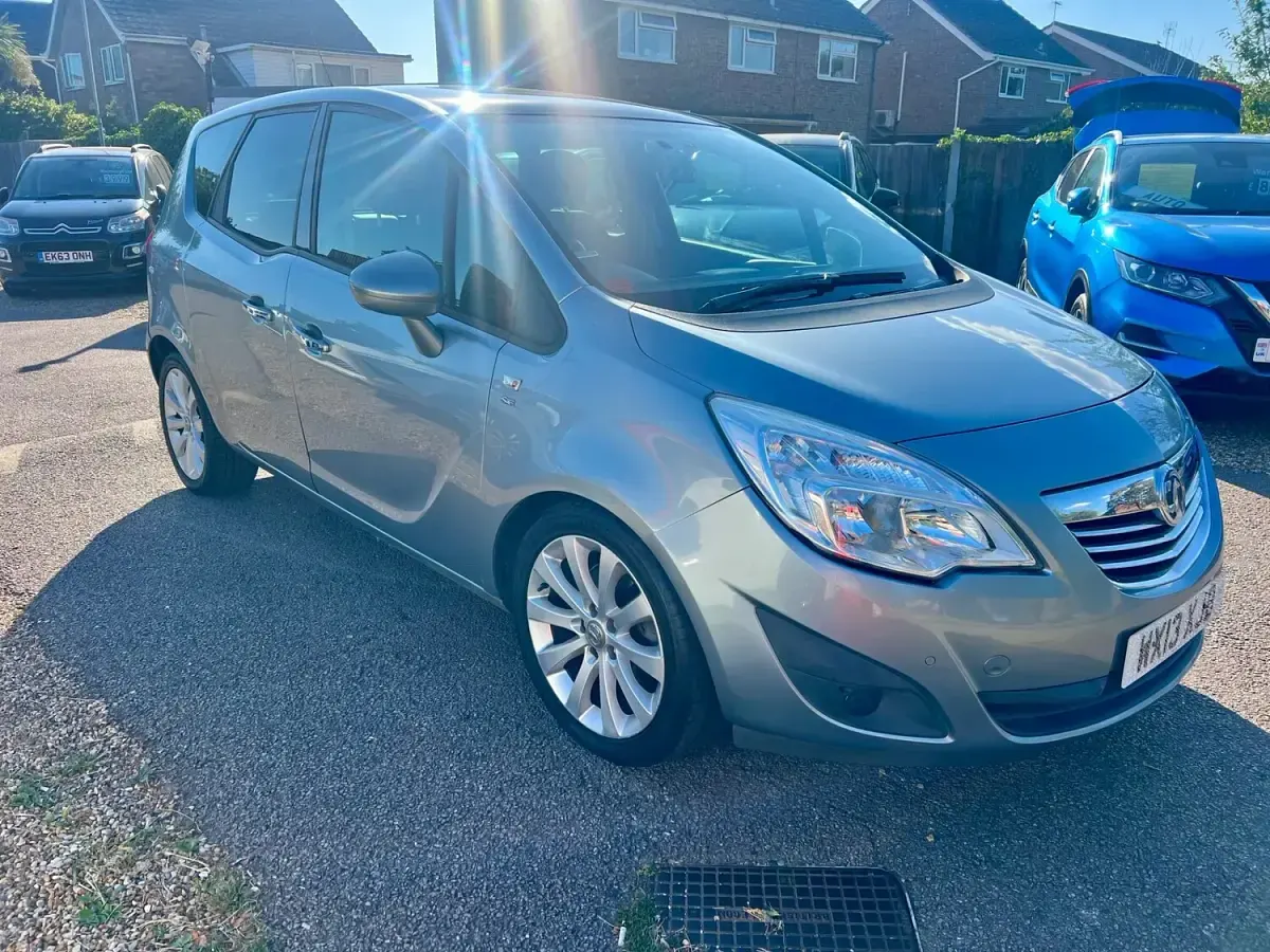 Used Vauxhall Meriva 2013 Silver MPV