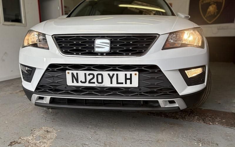 Używany Seat Ateca Ecomotive 116 KM (85 kW) 2020 Biały SUV
