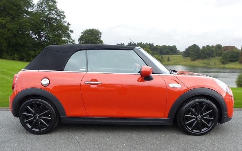 Used Mini Cooper S Cabriolet Classic 192 HP (141 kW) 2020 Orange Cabriolet