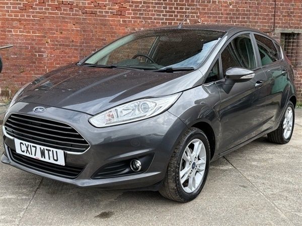 Grey Used 2017 Ford Fiesta Zetec Hatchback | £6,480 (Good price) - Image 1/1