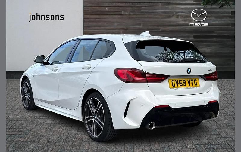 Used BMW 118 M Sport 138 HP (101 kW) 2020 White Hatchback