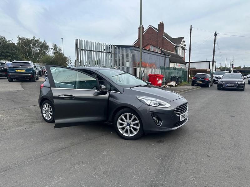 Grey Used 2018 Ford Fiesta Titanium Hatchback | £5,250 (Super price) - Image 1/4