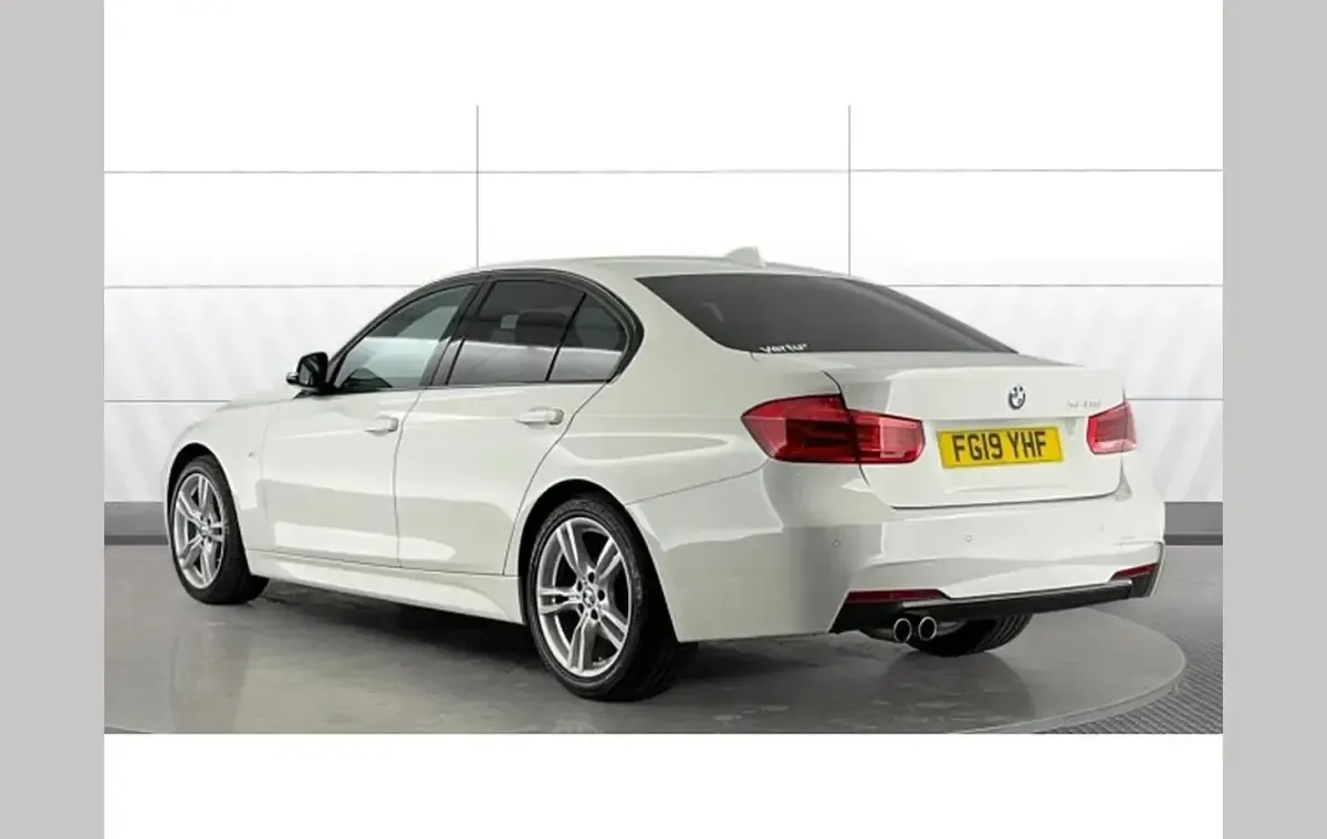 Used BMW 320 M Sport 187 HP (137 kW) 2019 White Sedan