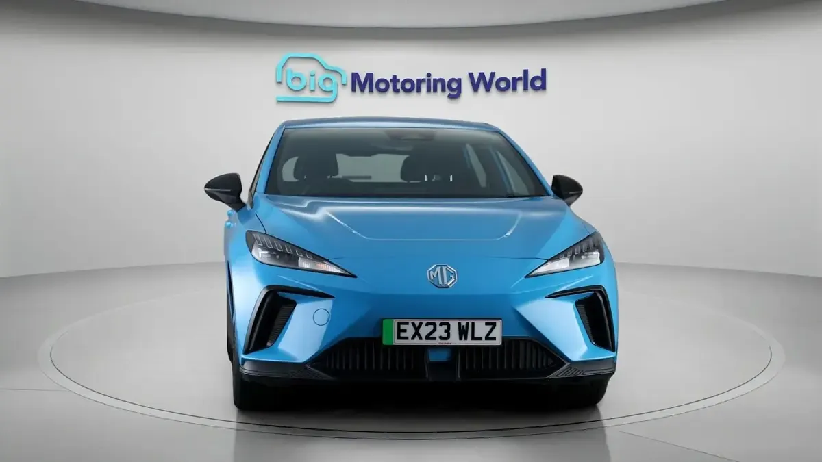 Used MG MG4 EV SE 319 kW (435 HP) 2023 Blue Hatchback