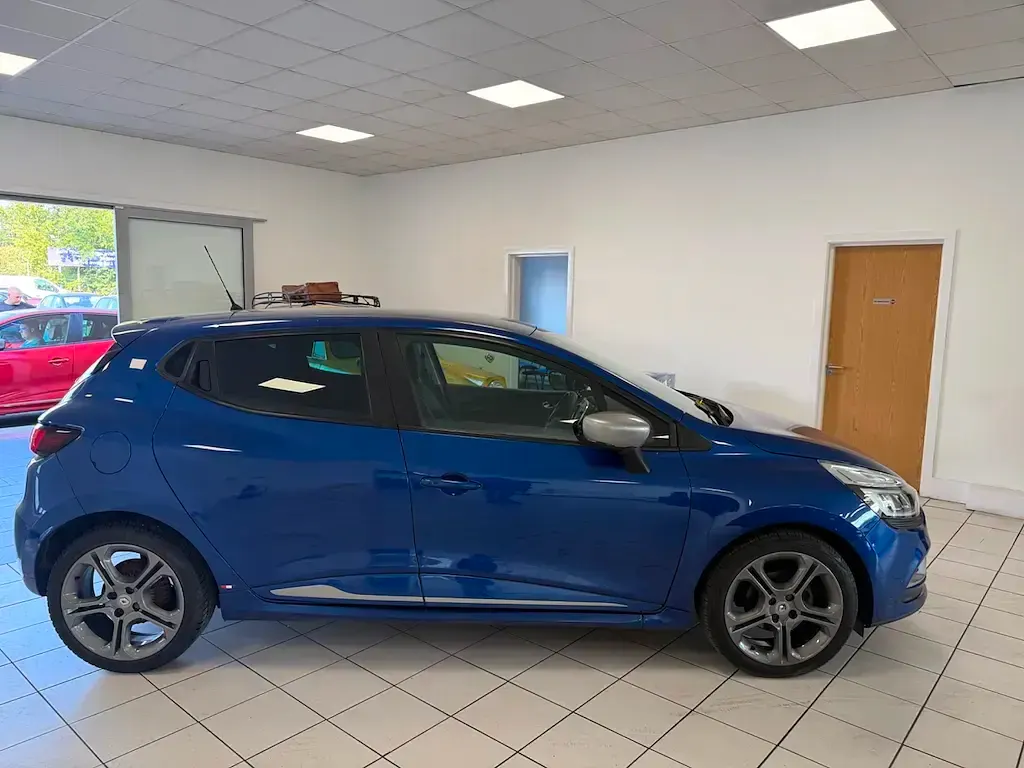 Used Renault Clio GT-Line 2018 Blue Hatchback
