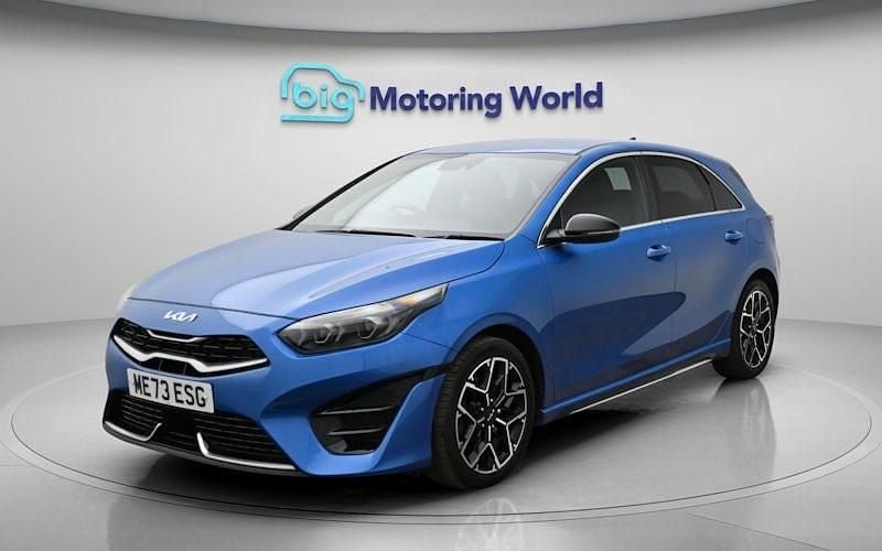 Usado Kia Ceed GT-Line 160 CV (117 kW) 2023 Azul Utilitario